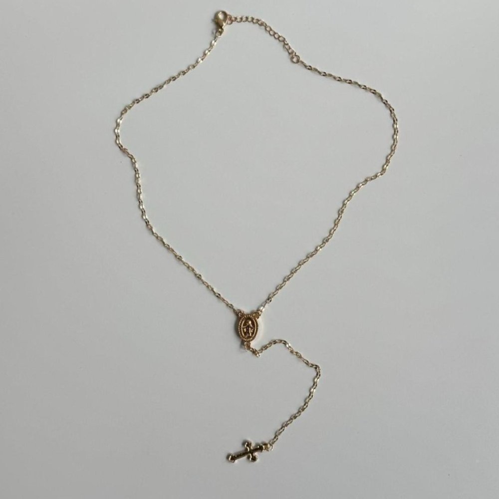 Y2K 2000s gold rosary bead style Jesus piece necklace